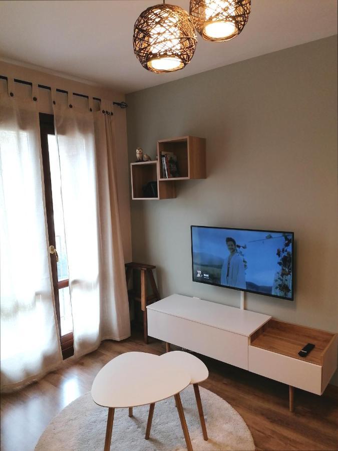 Apartamento Con Encanto En Sallent De Gallego Ngoại thất bức ảnh